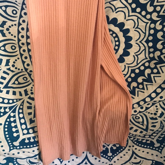 Light Pink Ribbed Dress - Picture 2 of 3